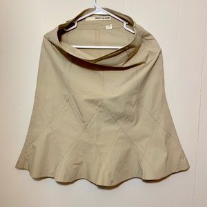🛍🛍 DKNY circle skirt tan size 2